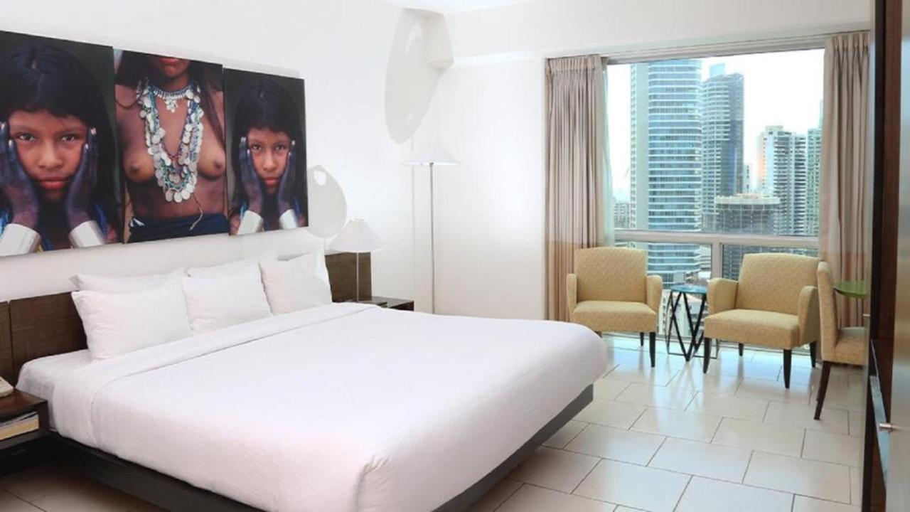 Decapolis Hotel Panama City Exterior photo A room at the hotel
